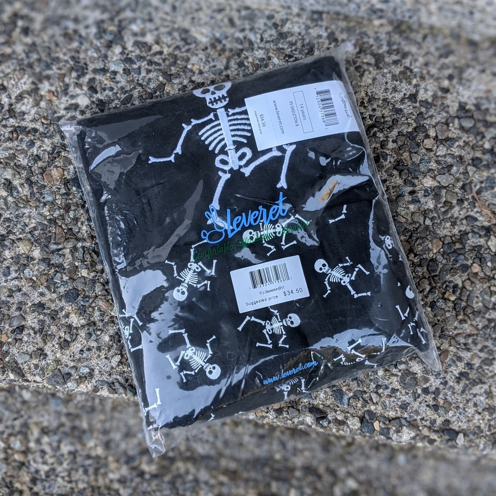 Leveret Embroidered Skeleton Pajamas Youth 14